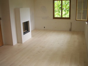 Ahornmassivholzriemen-boden